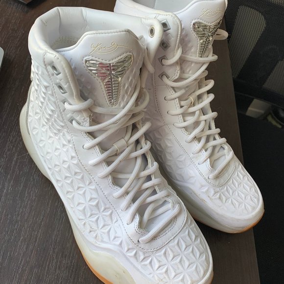 Limited Kobe 10 EXTR White main image 4